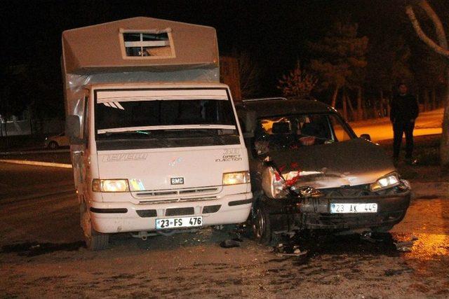 Elazığ’da 3 Ayrı Trafik Kazası: 8 Yaralı