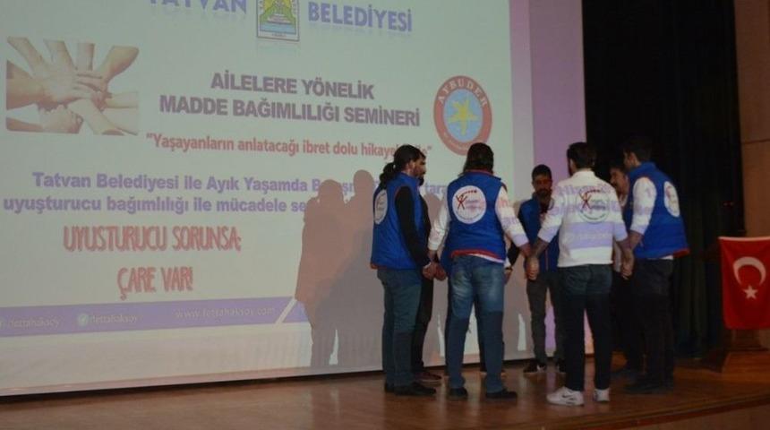 Tatvan&rsquo;da &ldquo;madde Bağımlılığı İle M&uuml;cadele&rdquo; Semineri Verildi