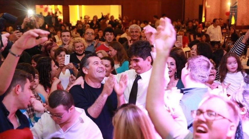 Başkan Kocadon Engelli Vatandaşlarla Bir Araya Geldi