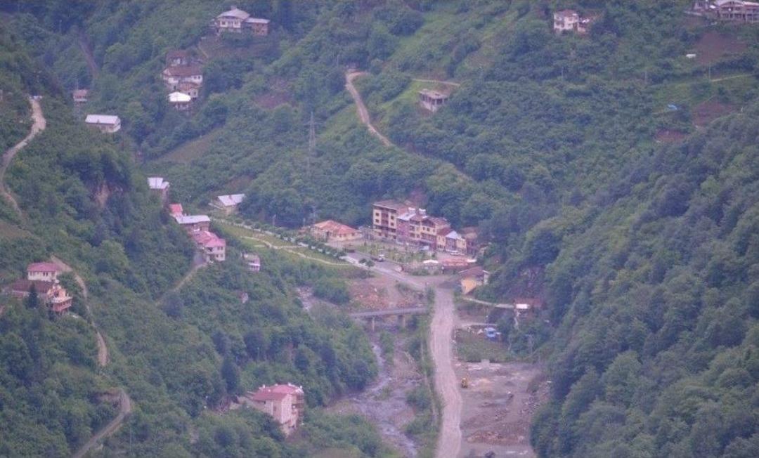 47 Kişiye Mezar Olan Beşk&ouml;y&rsquo;de Facianın &Uuml;zerinden 20 Yıl Ge&ccedil;ti