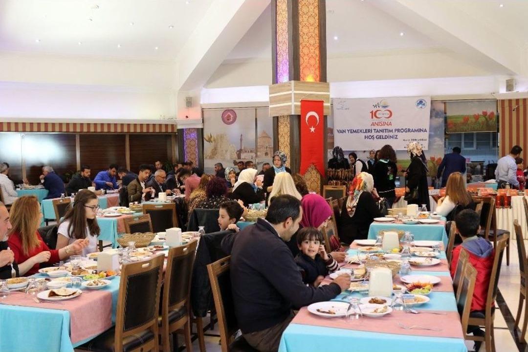 Van&rsquo;ın Y&ouml;resel Tatları Tanıtıldı