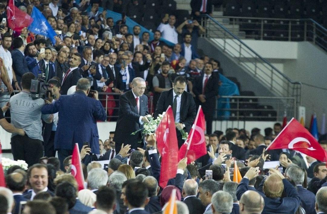 Cumhurbaşkanı Recep Tayyip Erdoğan, "&rsquo;vakit T&uuml;rkiye Vakti&rsquo; Diyerek Yola &Ccedil;ıkıyoruz.