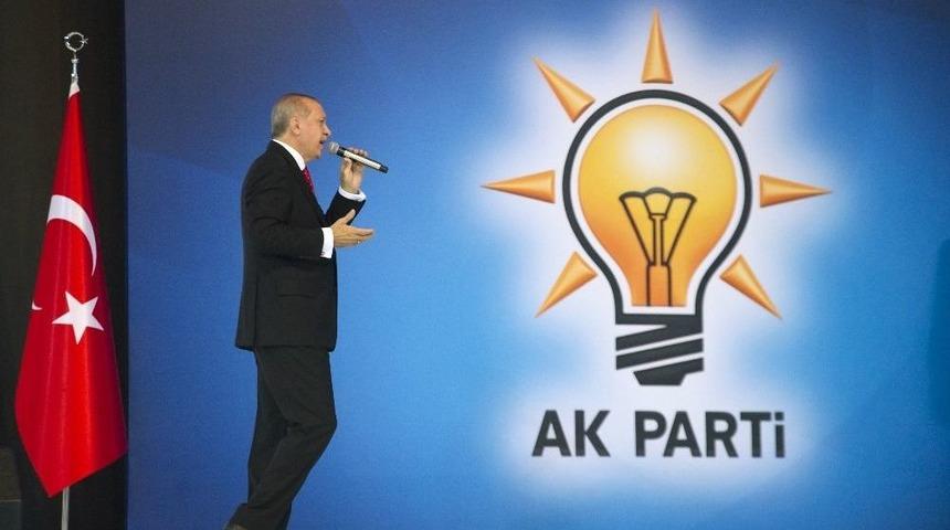 Cumhurbaşkanı Recep Tayyip Erdoğan, "ter&ouml;r &Ouml;rg&uuml;tleriyle M&uuml;cadelemizi İnlerine Girmek Suretiyle Kesintisiz Devam Ettireceğiz" Dedi.