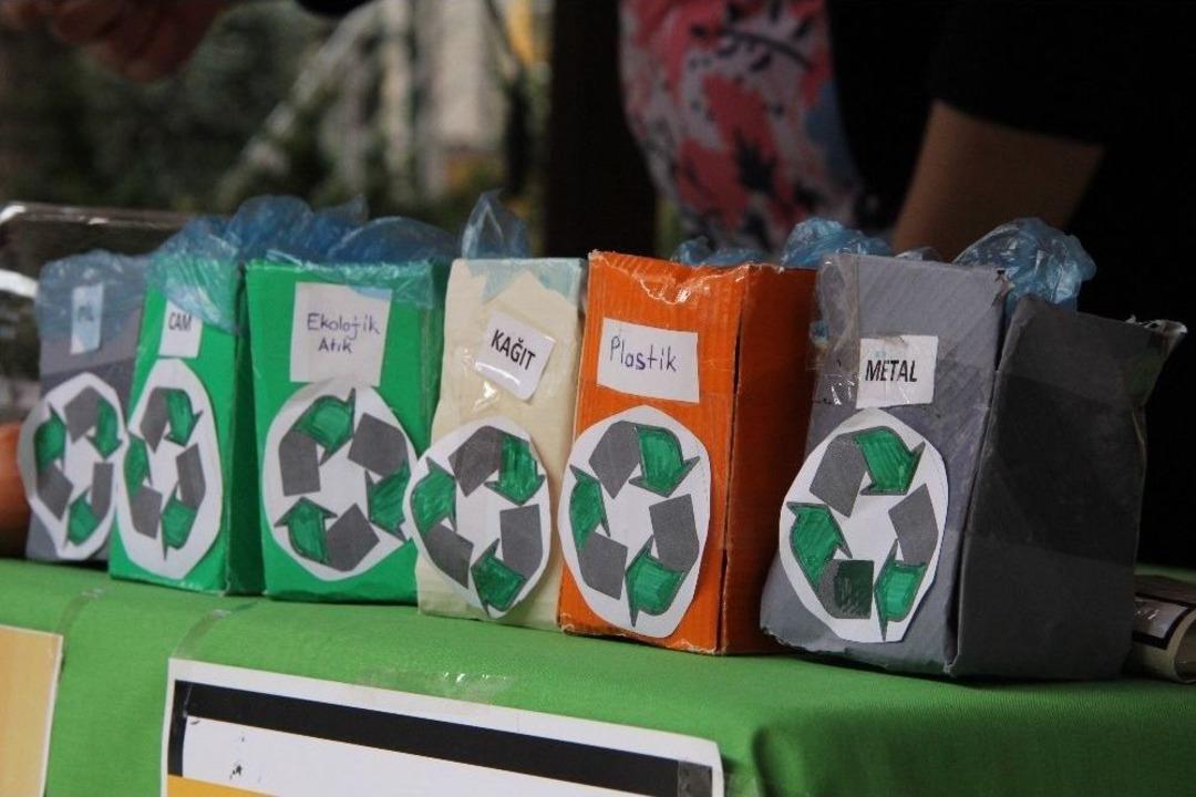 Bu Pazarda Para Ge&ccedil;miyor