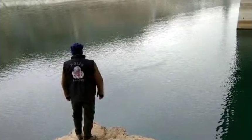 5 G&uuml;n &Ouml;nce Kayıp Oldu, C&uuml;zdanı Barajda Bulundu