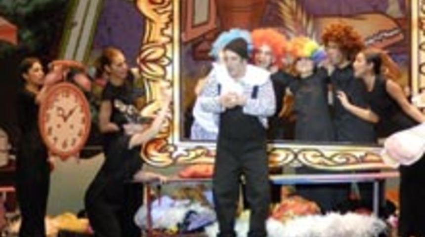 &Ccedil;ocuklar İ&ccedil;in Sanat İş Sanat'ta