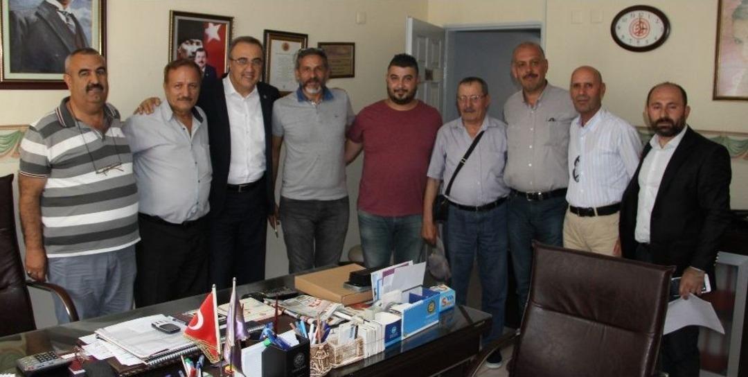 İyi Partili Kara&ccedil;oban Berber Ve Kuaf&ouml;r Esnafının Sorunlarını Dinledi