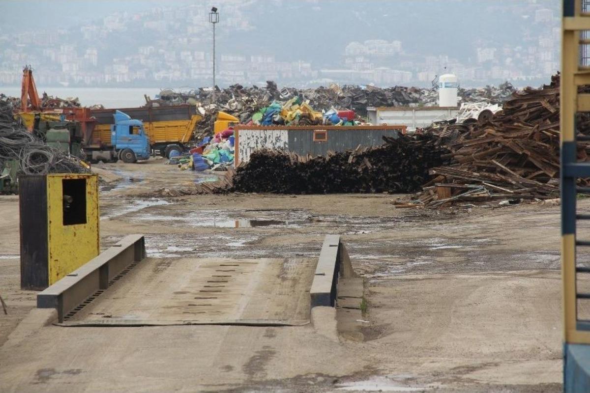 Hurdalık Yangını Korkuttu