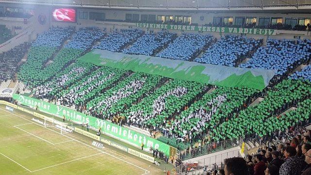 Bursaspor’un Kale Arkası Tribünündeki Koltuklar Kaldırılıyor