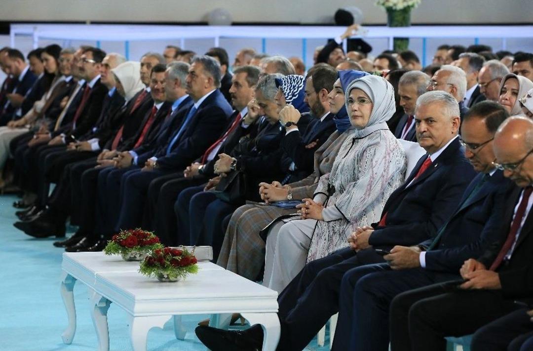 Cumhurbaşkanı Erdoğan: "her İki Se&ccedil;imden De Y&uuml;z&uuml;m&uuml;z&uuml;n Akıyla &Ccedil;ıkacağız" (1)