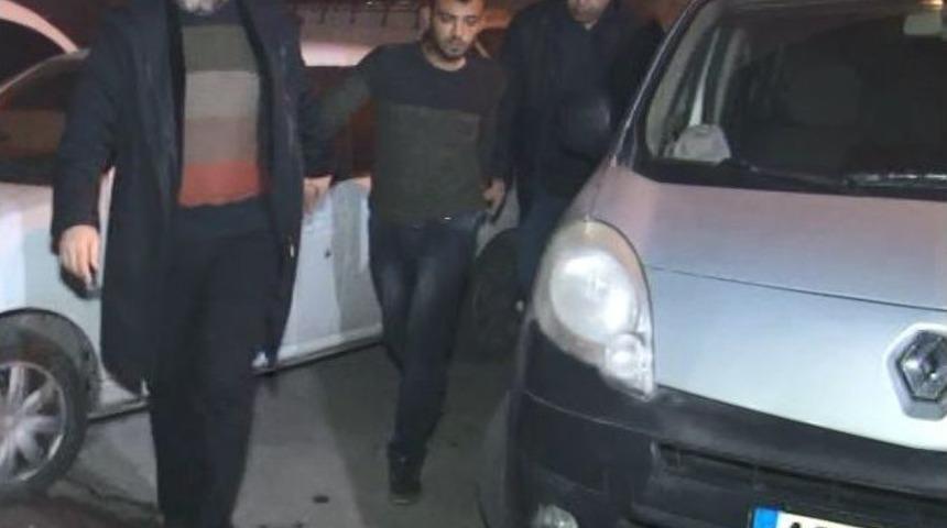 200 Kamera Görüntüsü İzlendi, Kovalamaca Sonucu Yakalandı