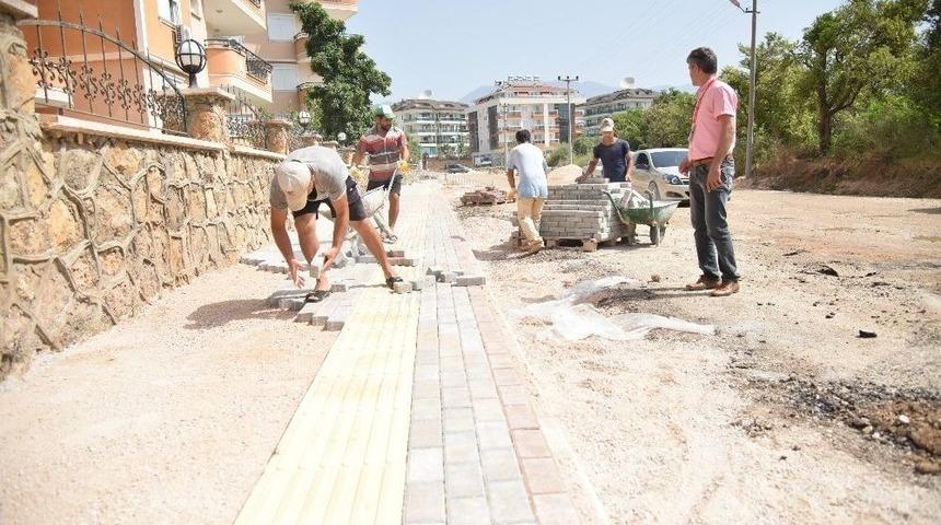 Alanya&rsquo;da Parke Ve Kaldırım Taşı &Ccedil;alışması