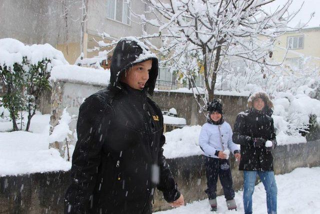 Düzce’nin Kaynaşlı Ve Yığılca İlçesinde Okullar 1 Gün Tatil