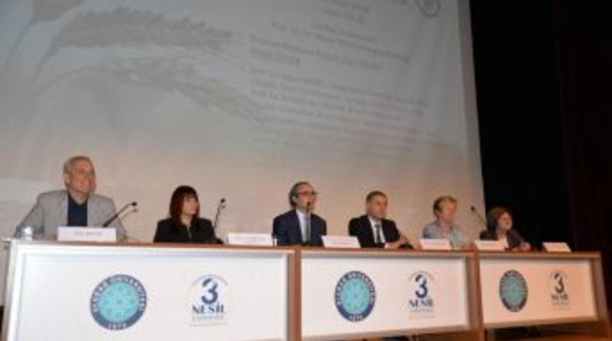 Organik Tarımcılar &Uuml;niversitede Buluştu