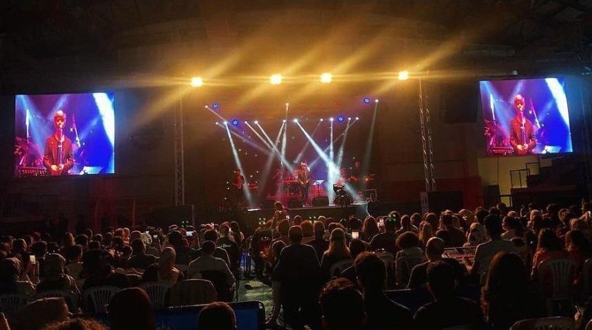 Hem K&uuml;&ccedil;&uuml;kler, Hem Yetişkinler Doyasıya Eğlendi