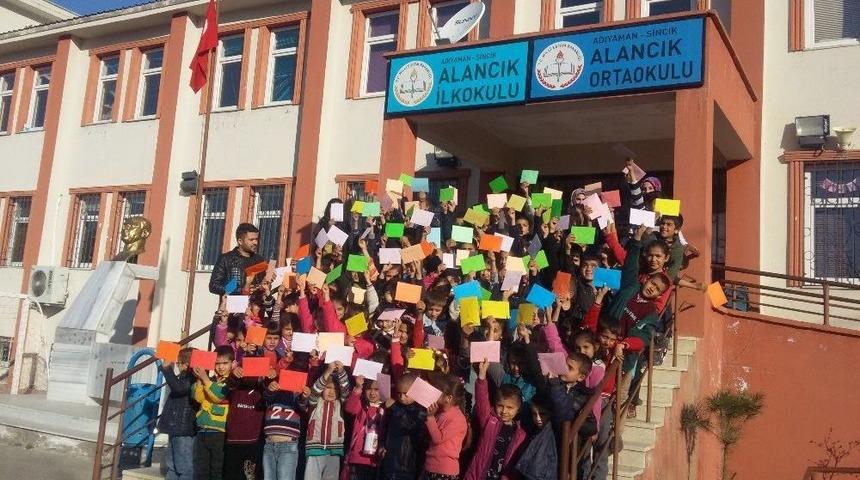 Öğrencilerden Mehmetçiğe Mektup