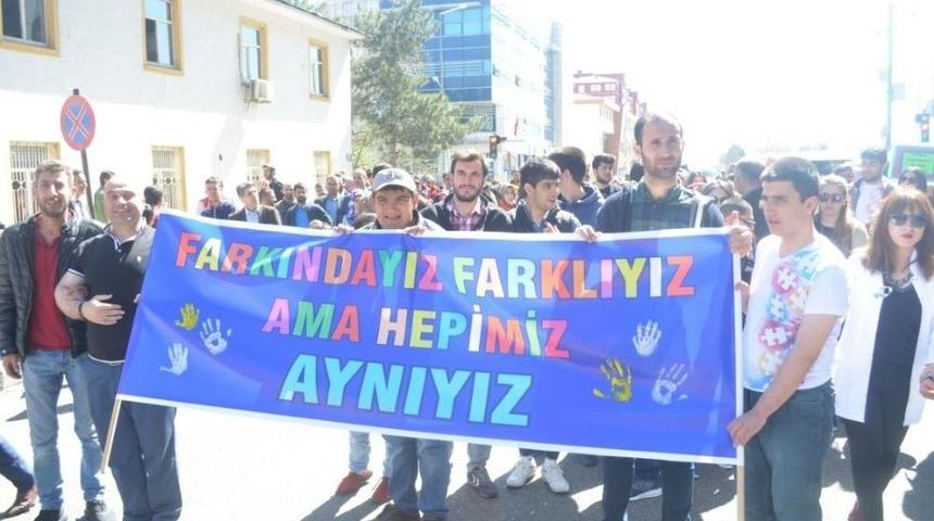 Bing&ouml;l&rsquo;de Otizm Farkındalığı