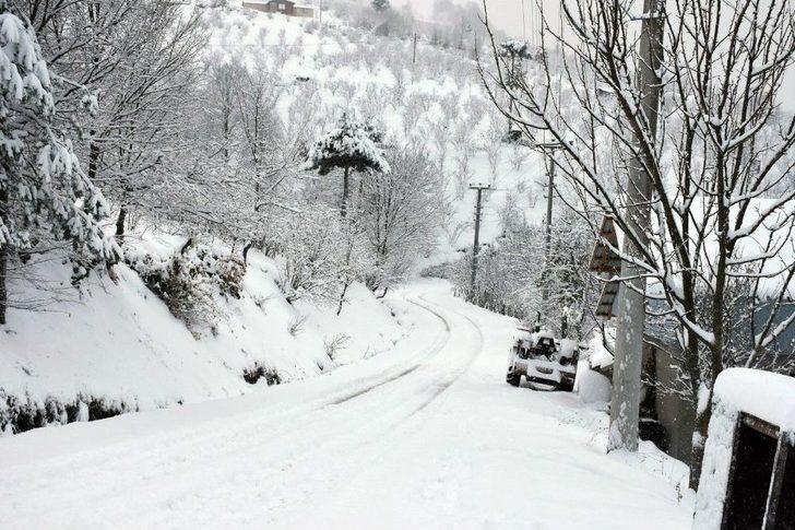 Dikmen Yaylası’nda Kar Kalınlığı 35 Santimetreye Ulaştı G5