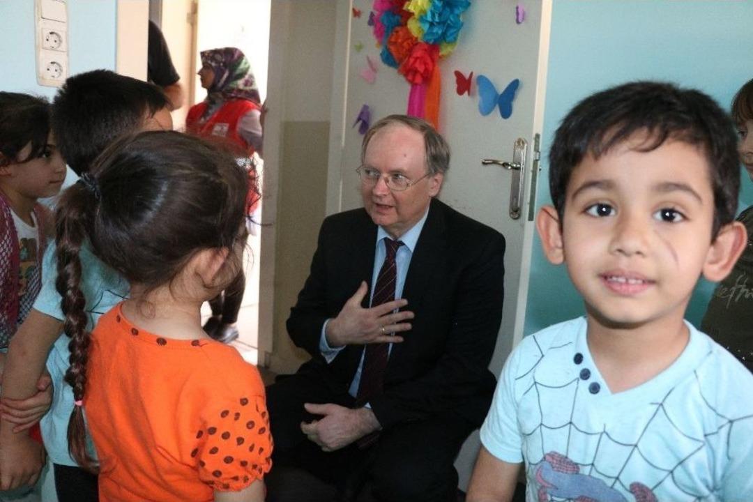 B&uuml;y&uuml;kel&ccedil;i Berger&rsquo;den Kızılay Toplum Merkezi&rsquo;ne Ziyaret