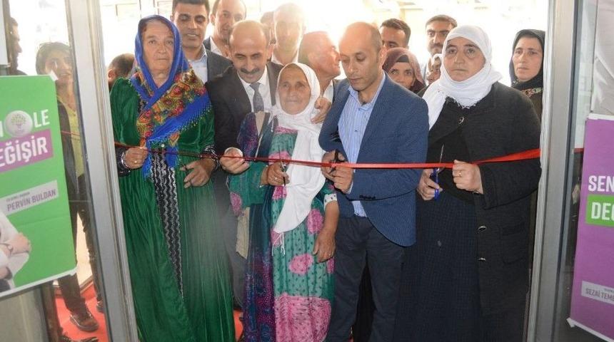 Hdp Hakkari&rsquo;de Se&ccedil;im B&uuml;rosu A&ccedil;tı