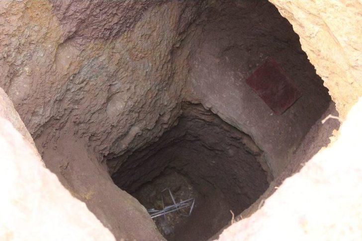 (özel Haber) Definecilerin Açtığı Çukurlar Mahalleliyi Bıktırdı G1