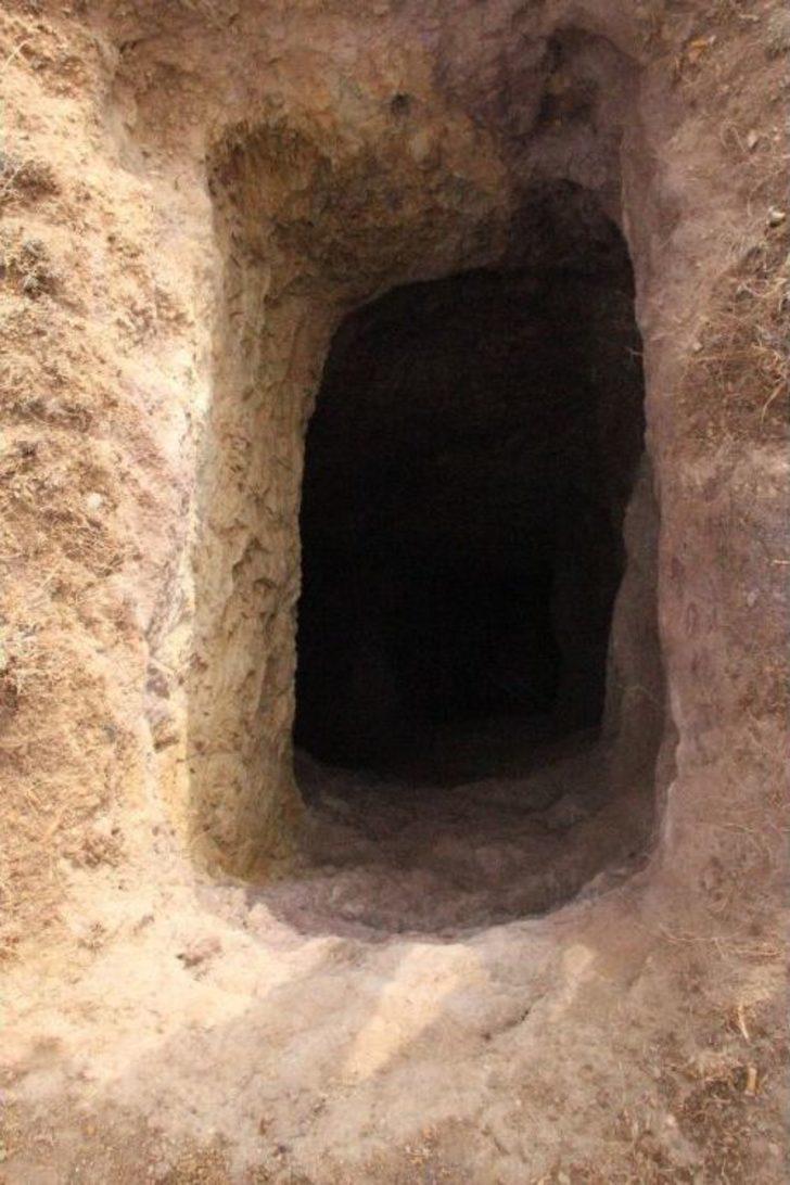 (özel Haber) Definecilerin Açtığı Çukurlar Mahalleliyi Bıktırdı G5