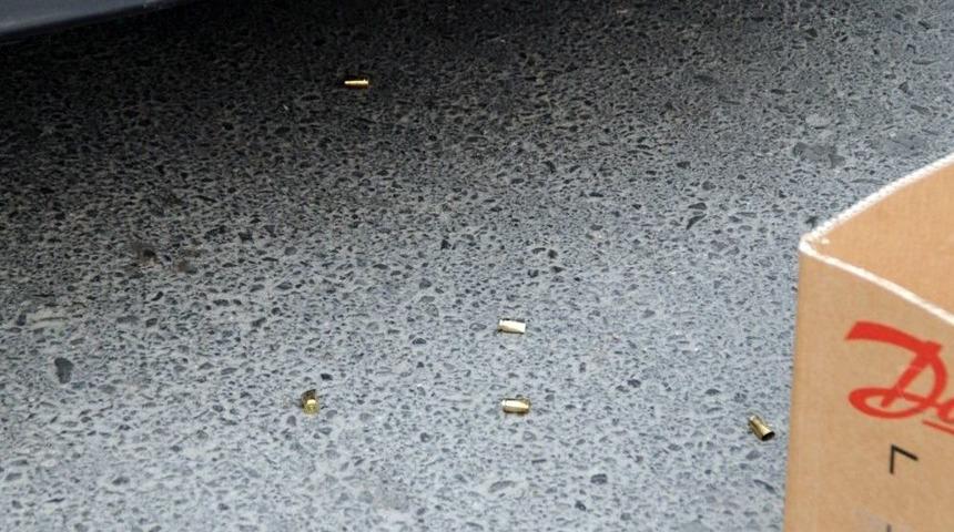 Şişli&rsquo;de Oto Lastik&ccedil;iye Saldırı:1 Yaralı