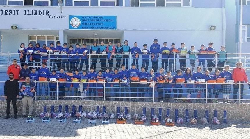 3 Bin 267 &Ccedil;ocuğa Spor Yardımı