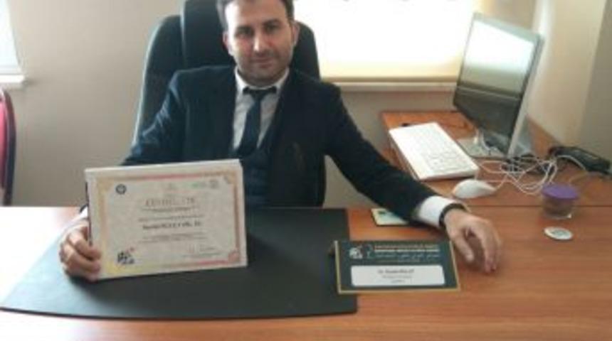 Giresun &Uuml;niversitesi&rsquo;ne &ldquo;yılın Gen&ccedil; Araştırmacısı&rdquo; &Ouml;d&uuml;l&uuml;