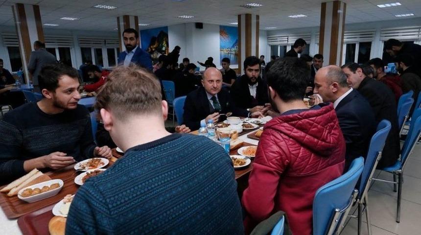 Vali Varol&rsquo;dan &lsquo;adalet Ve Hakkaniyet&rsquo; Tavsiyesi