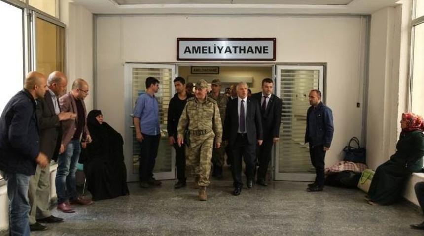 8. Kolordu Komutanı Korgeneral Erbaş&rsquo;ın, Şehit Uslu&rsquo;nun Ailesine Taziye Ziyareti