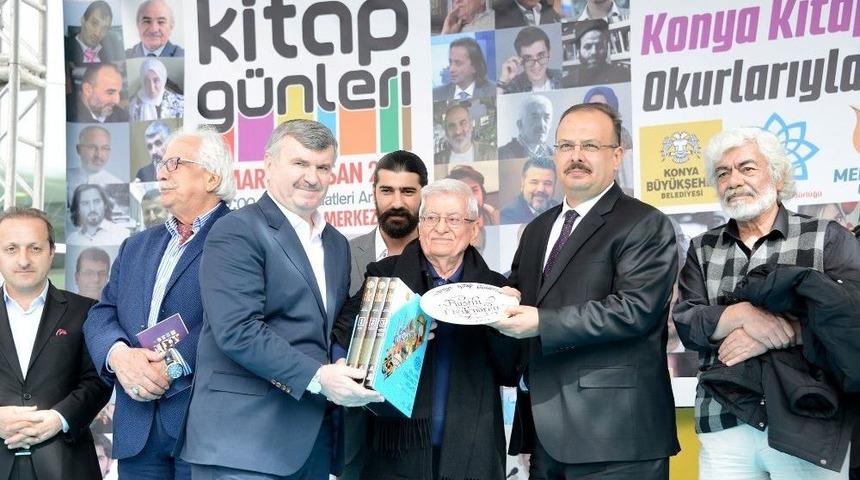 Kitap G&uuml;nleri Bu Yıl 200 Bin Ziyaret&ccedil;iyi Ağırladı