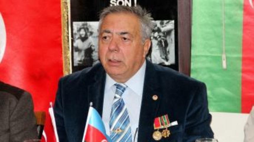 İbrahim &Ouml;ztek, Azerbaycan&rsquo;ın 100. Kuruluş Yılını Kutladı