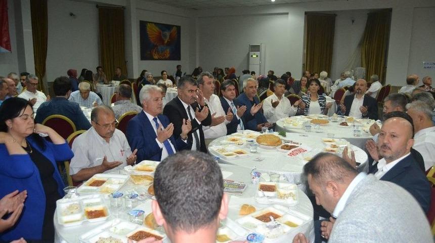 Mhp Kozan İl&ccedil;e Başkanlığından İftar Programı
