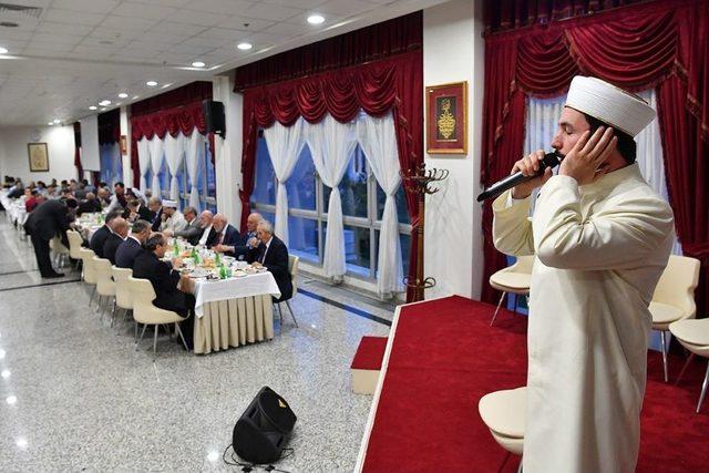 Emekli Diyanet Mensupları İftar Sofrasında Buluştu