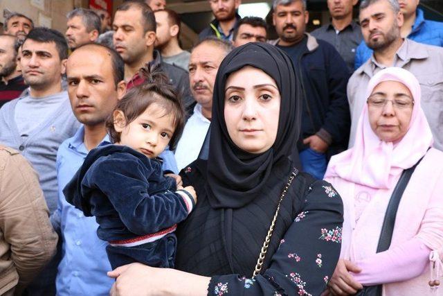 İşten &Ccedil;ıkartıldılar, İş İstediler 2