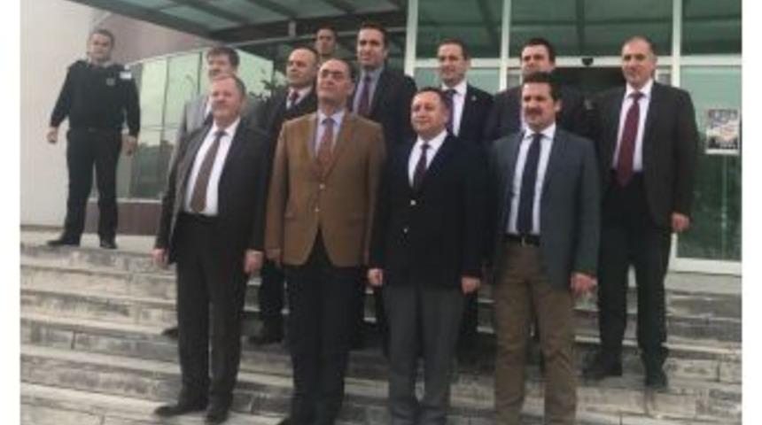 Sağlık M&uuml;d&uuml;r&uuml; Akdoğan&rsquo;a Ziyaret