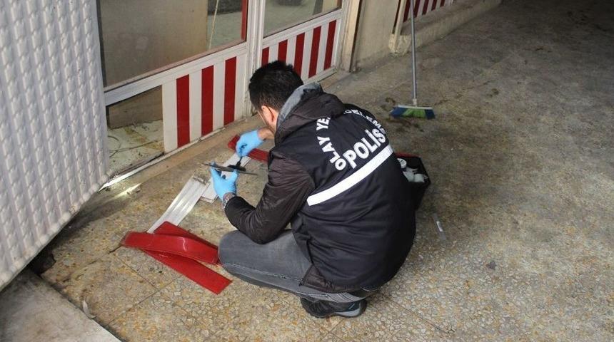 Kuşların &Ccedil;alınma Anı G&uuml;venlik Kameralarına Yansıdı