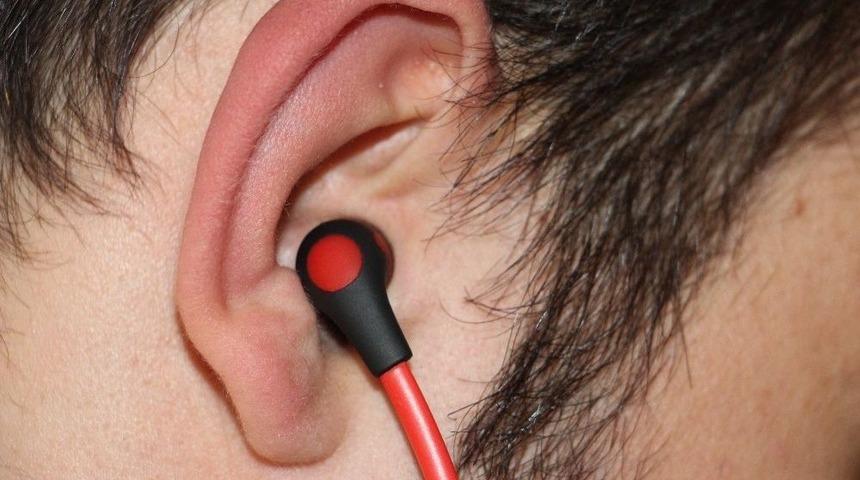 Kulaklığın &Ouml;mr&uuml;n&uuml; Fiyatı Değil, M&uuml;şterinin Kullanımı Belirliyor