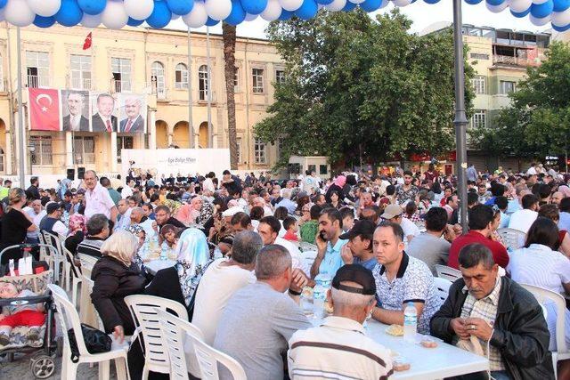 Tümsiad’tan 2 Bin Kişilik İftar Yemeği