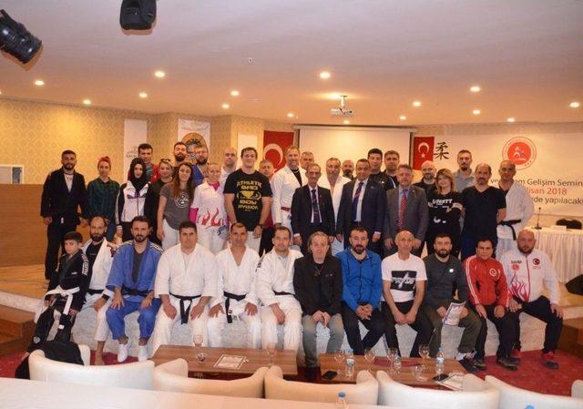 Dünya Ju Jitsu Federasyonu Başkanı Türkiye’de Seminer Verdi