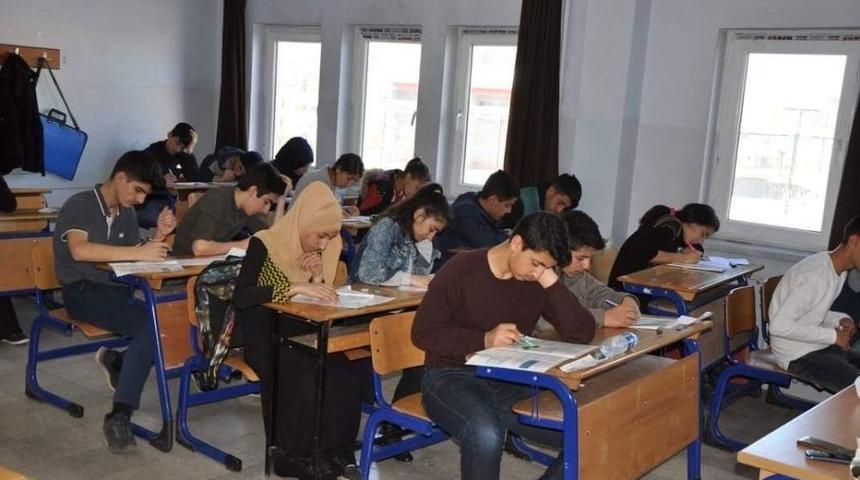 Umre &Ouml;d&uuml;ll&uuml; Yarışmanın Birincisi Belli Oldu