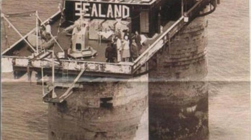 Kendi &uuml;lkesini kuran adam