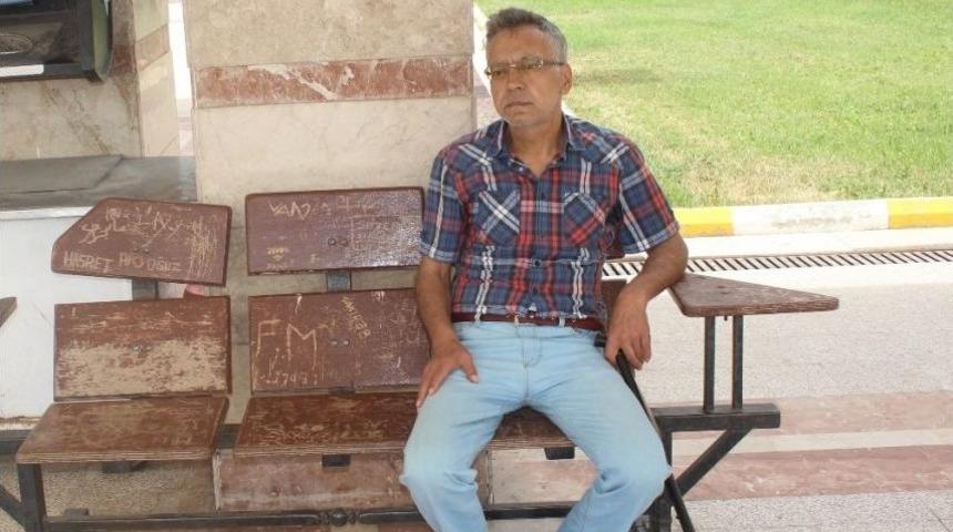 Alkol Ve Kumar İlleti Eşinden, İşinden Ve Servetinden Etti