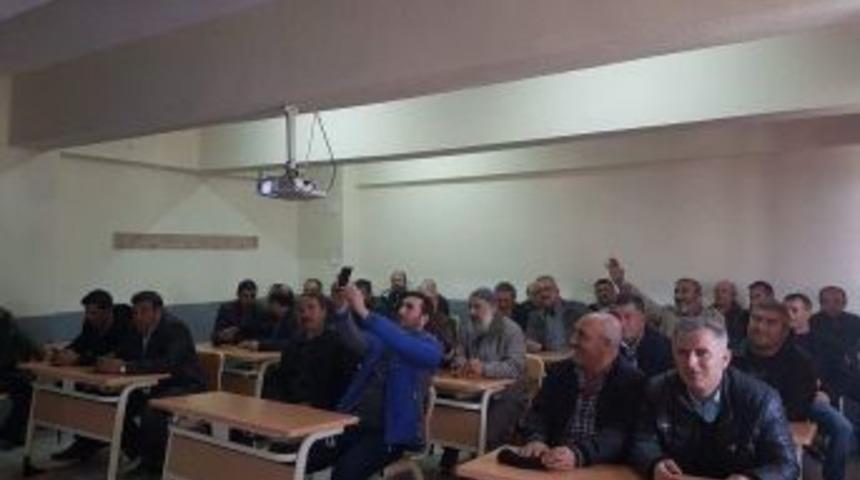 Altıntaş&rsquo;ta Okul Servis Şof&ouml;rlerine Eğitim