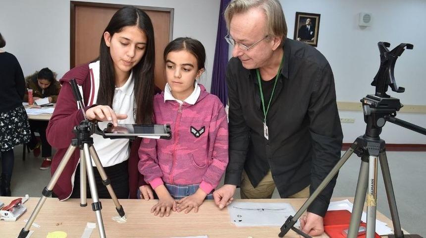 Altındağlı &Ccedil;ocukların Da Bir &Ccedil;izgi Filmi Var