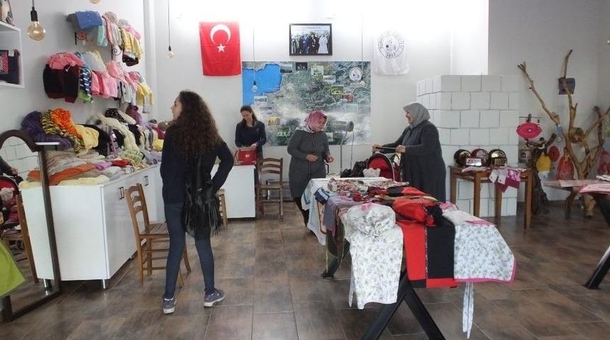 Kadın Emeği Satış Noktası Umut Oldu