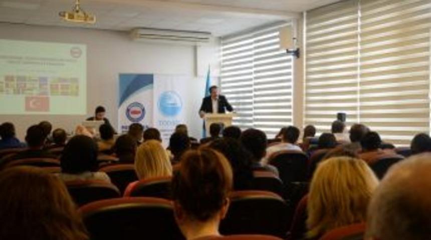 "uluslararası Sendikacılık Ve Sosyal Politika Sertifika Programı" Başladı