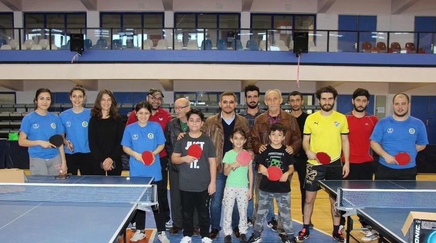 Om&uuml;, Kapılarını Halka A&ccedil;tı