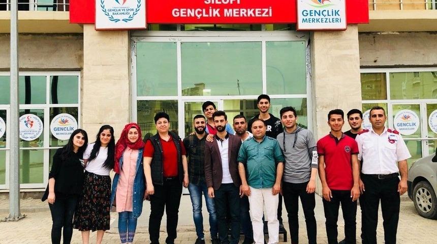 Silopi Gen&ccedil;lik Merkezindeki Kurslara Yoğun İlgi